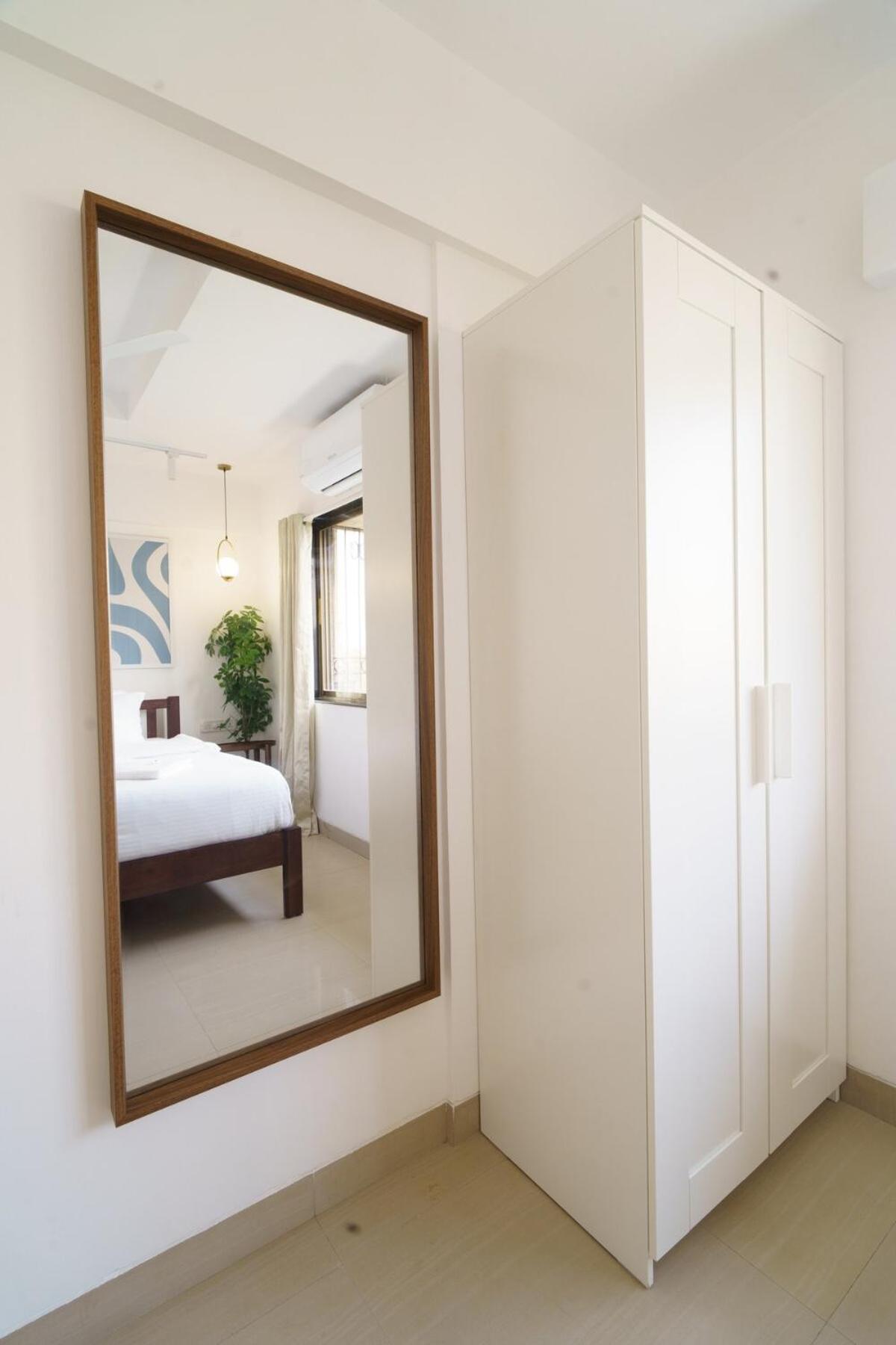 Aura 2bhk Bandra W By The Company Apartament *